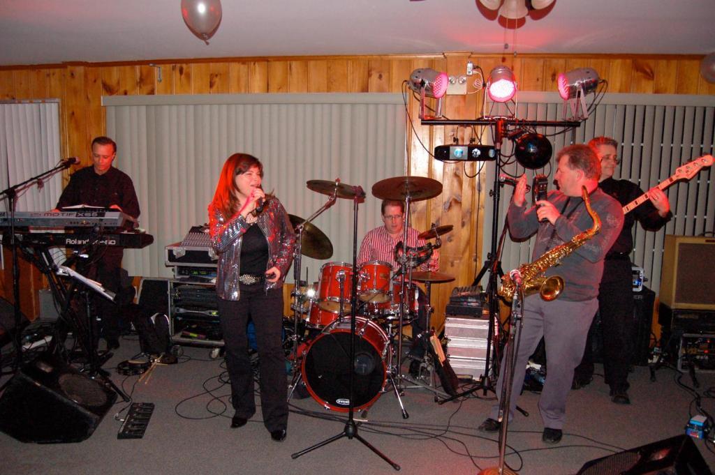 Red Umbrella Inn Minden Hills Екстериор снимка