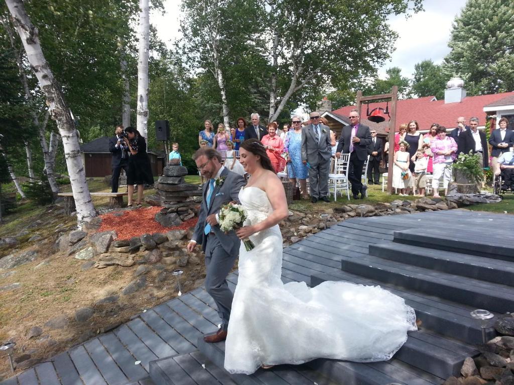 Red Umbrella Inn Minden Hills Екстериор снимка